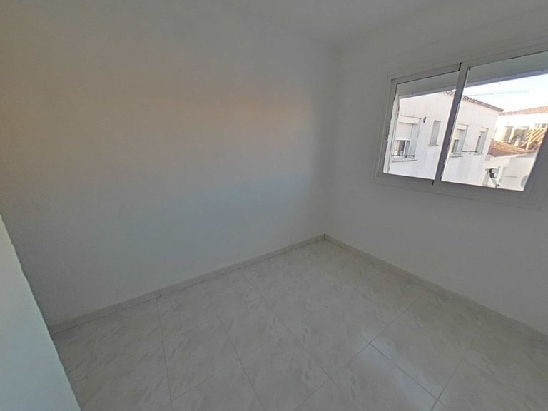 Villa for Sale in Estepona, Malaga 9