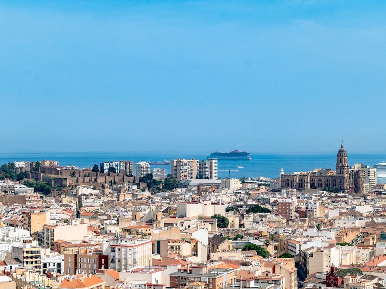 Apartment for Sale in Málaga, Malaga 2