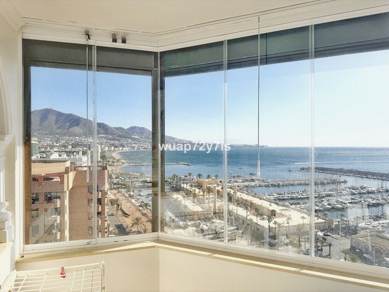 Apartment for Sale in Fuengirola, Malaga 16