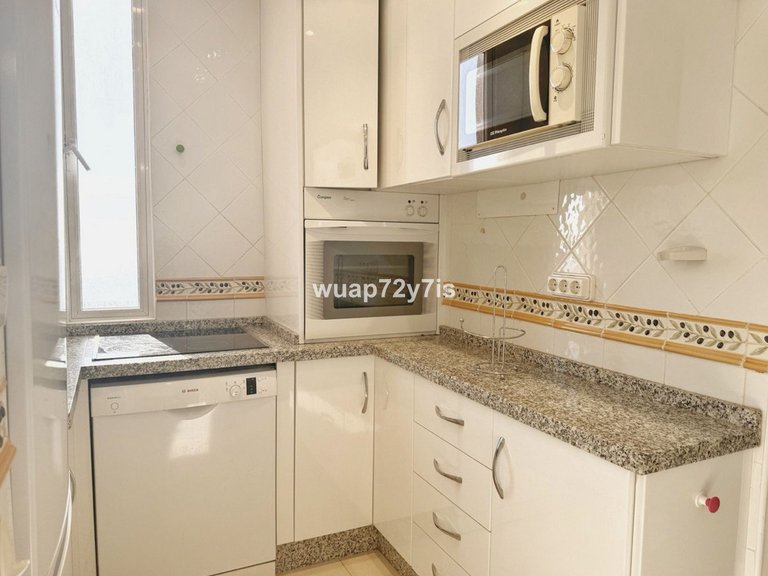 Apartment for Sale in Fuengirola, Malaga 28