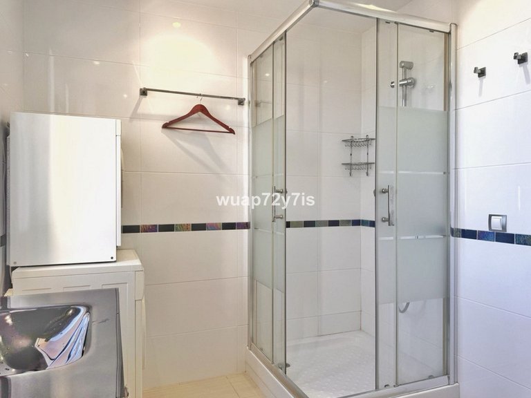 Apartment for Sale in Fuengirola, Malaga 33