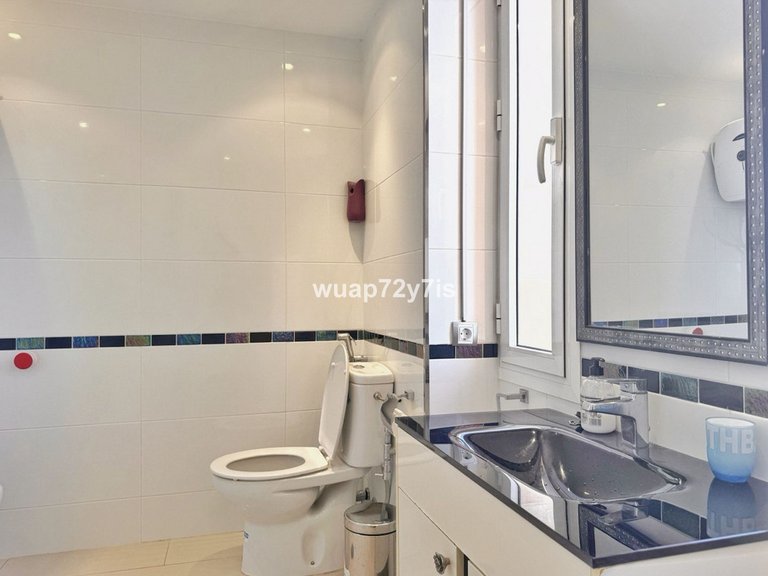 Apartment for Sale in Fuengirola, Malaga 34