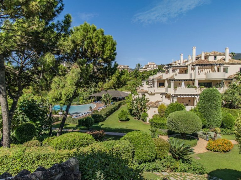 Apartment for Sale in Benahavís, Malaga 24