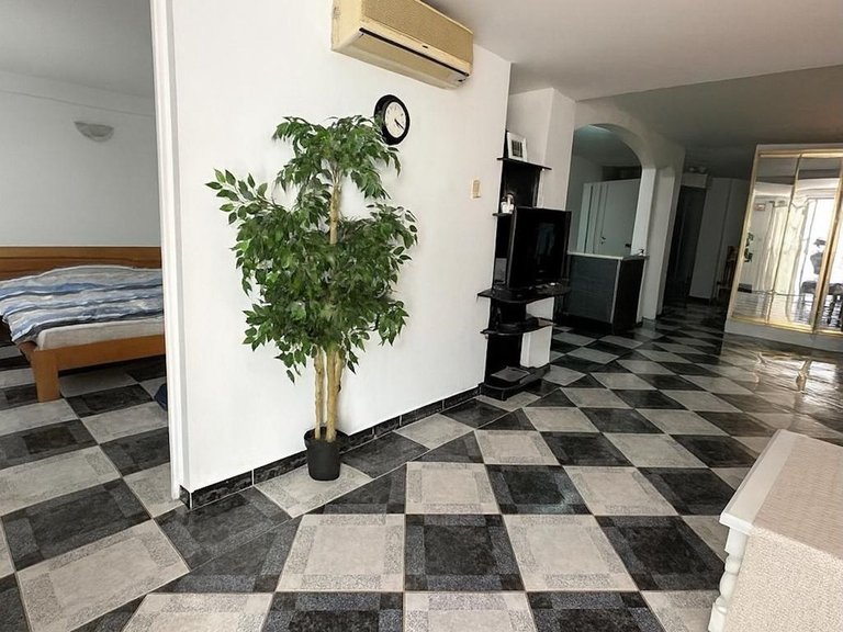 Apartment for Sale in Calahonda, Malaga 7