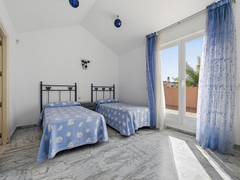 Villa for Sale in Bahía De Marbella, Malaga 22