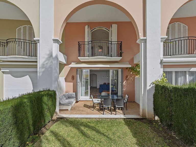 Villa for Sale in Bahía De Marbella, Malaga 3