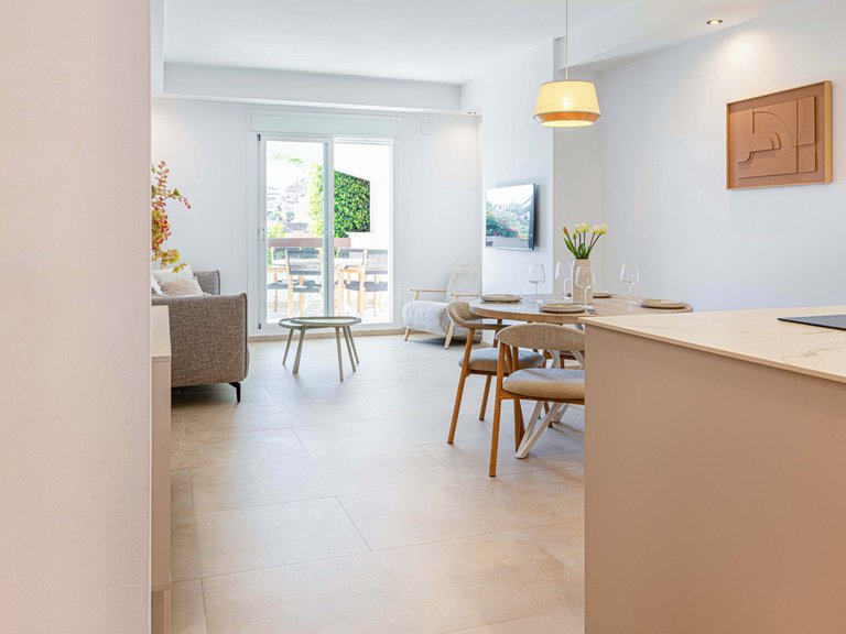 Apartment for Sale in Nueva Andalucía, Malaga 3