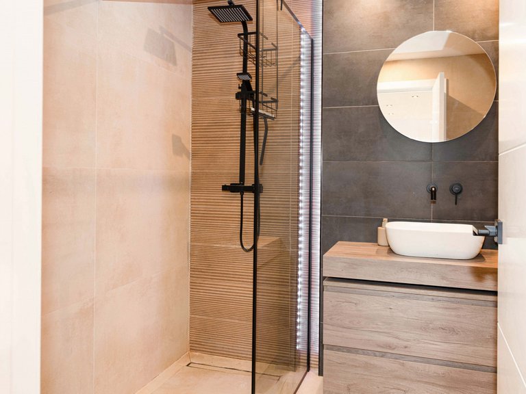 Apartment for Sale in Nueva Andalucía, Malaga 6