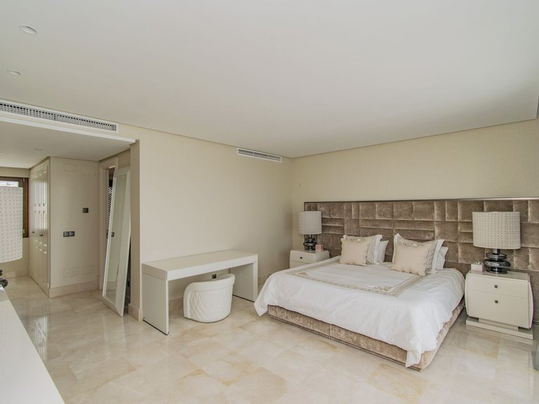 Apartment for Sale in Estepona, Malaga 14