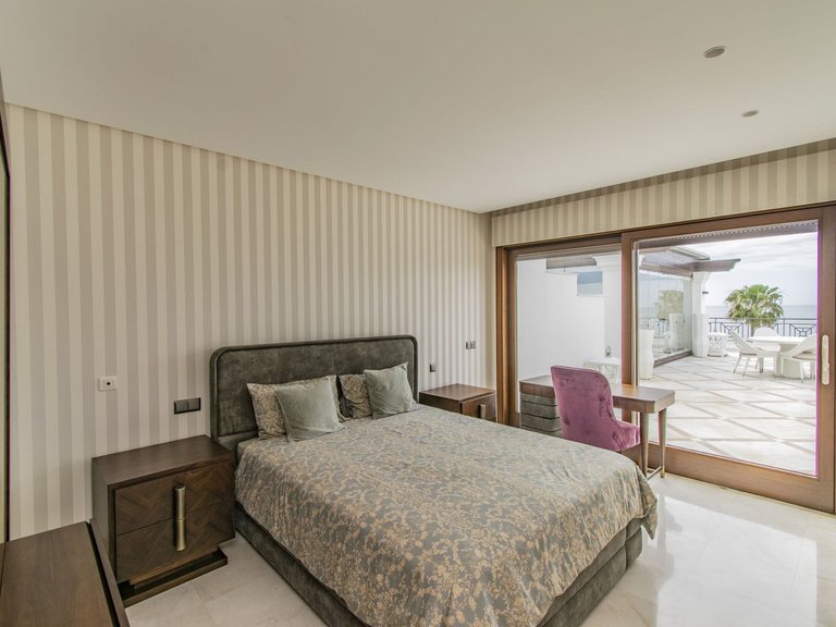 Apartment for Sale in Estepona, Malaga 18