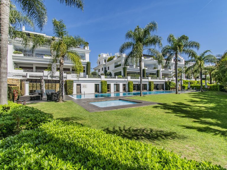 Apartment for Sale in Estepona, Malaga 5
