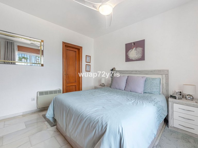 Villa for Sale in El Rosario, Malaga 21