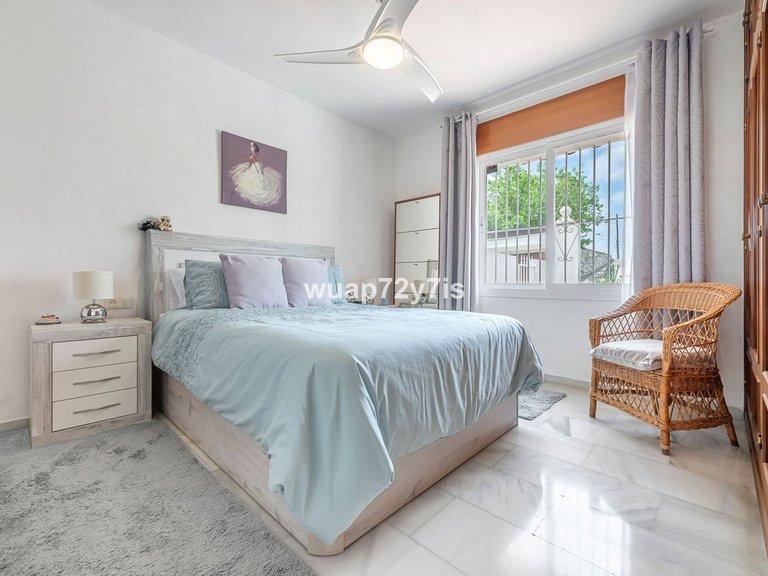 Villa for Sale in El Rosario, Malaga 22