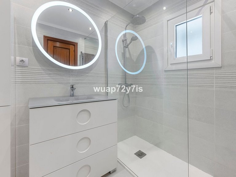 Villa for Sale in El Rosario, Malaga 26