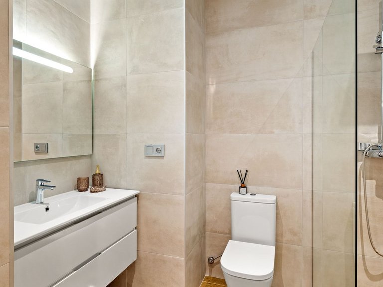 Penthouse for Sale in Estepona, Malaga 28