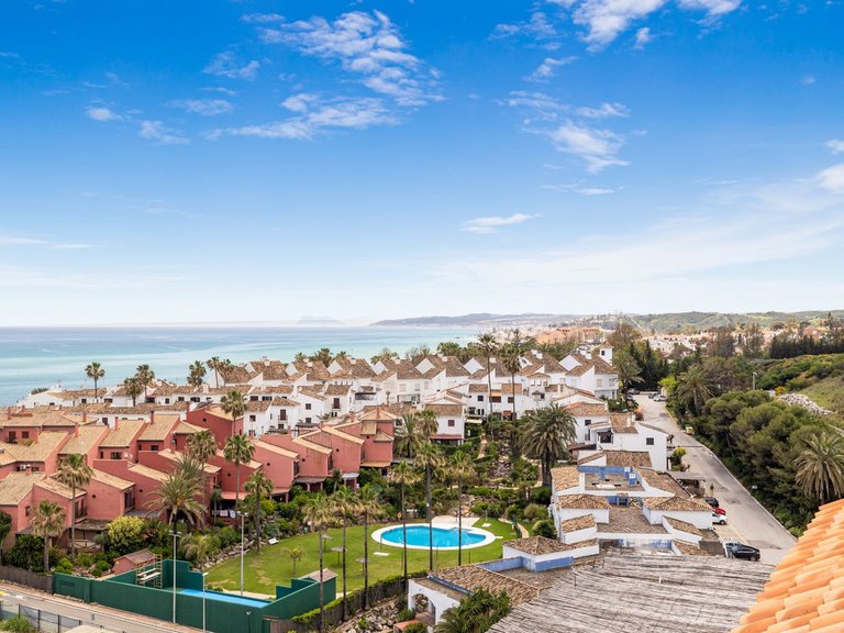 Penthouse for Sale in Estepona, Malaga 43