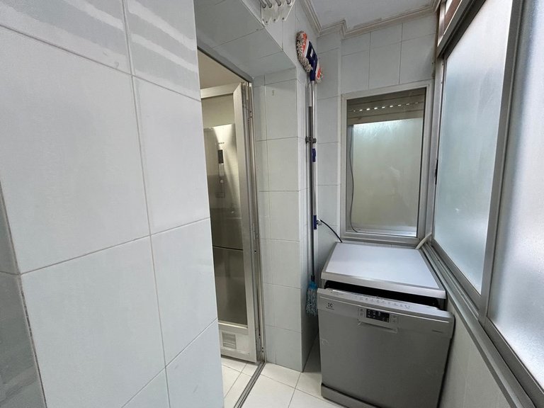 Apartment for Sale in Alicante, Alicante 19