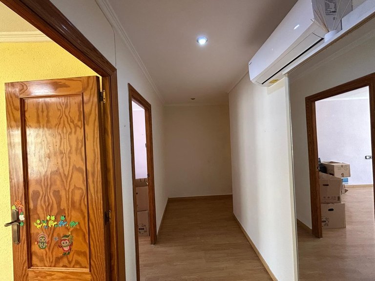 Apartment for Sale in Alicante, Alicante 28