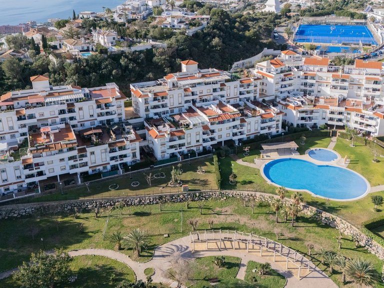 Apartment for Sale in Benalmadena, Malaga 2