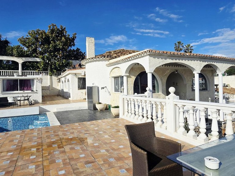 Villa for Sale in Mijas Costa, Malaga 3