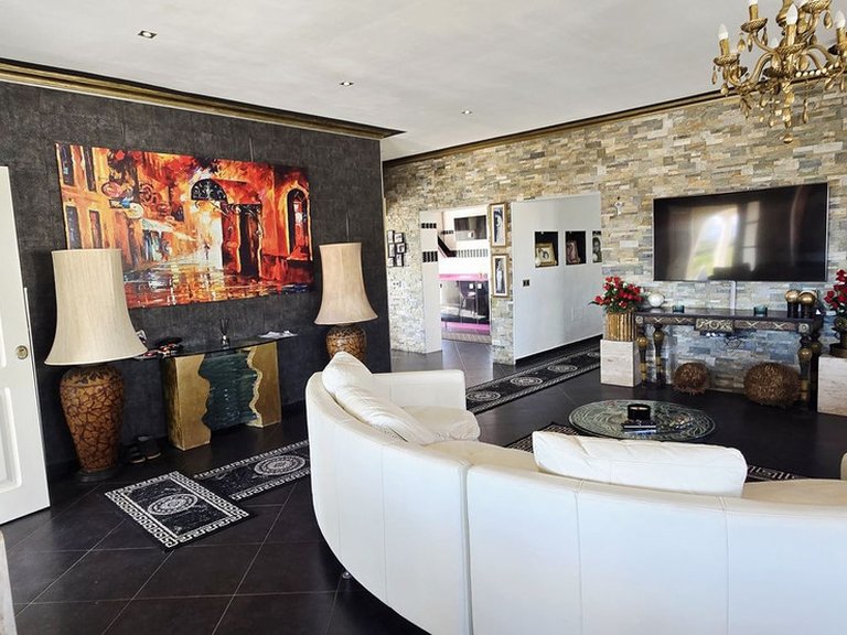 Villa for Sale in Mijas Costa, Malaga 7