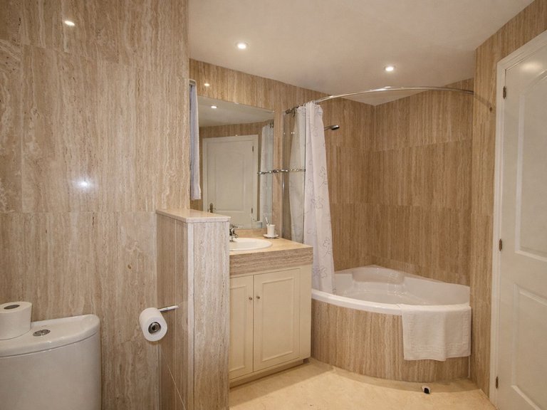 Apartment for Sale in Elviria, Malaga 21