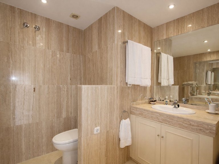 Apartment for Sale in Elviria, Malaga 22