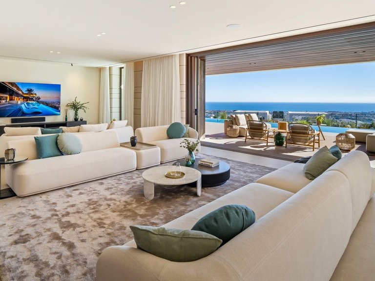 Villa for Sale in Costa del Sol Benahavís, Malaga 9