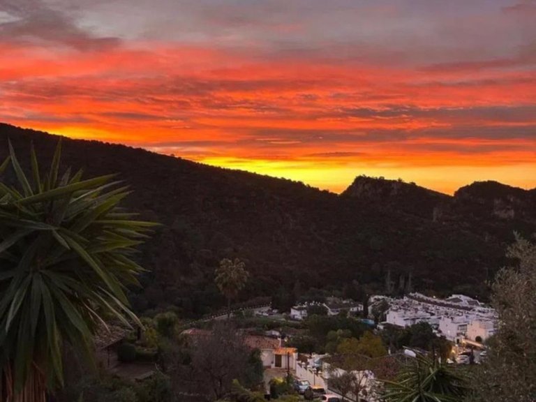 Villa for Sale in Benahavís, Malaga 2