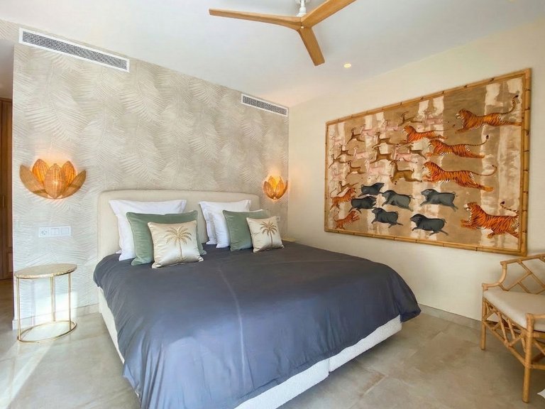 Apartment for Sale in Puerto Banús, Malaga 8