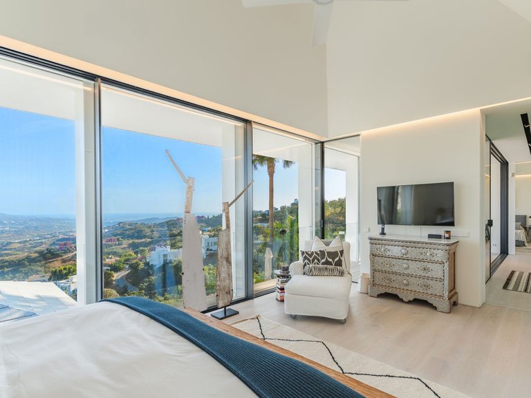 Villa for Sale in Elviria, Malaga 23