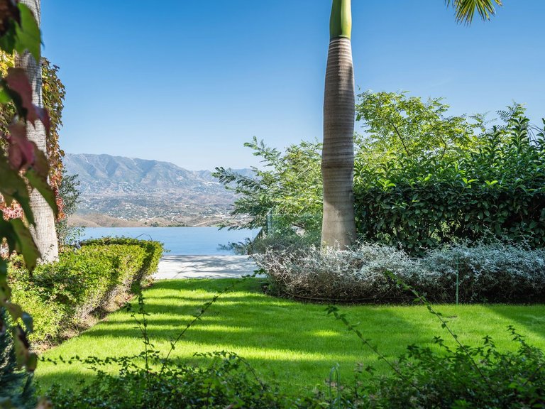 Villa for Sale in Elviria, Malaga 64