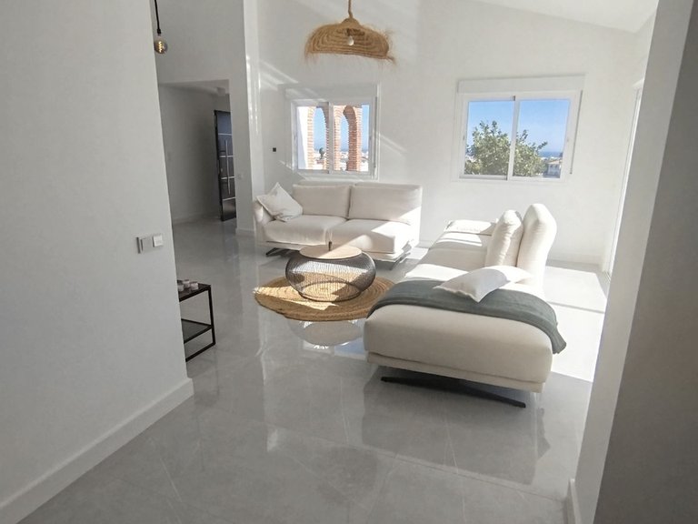 Villa for Sale in Cerros Del Aguila, Malaga 37