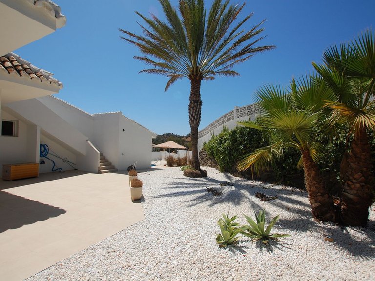 Villa for Sale in Cerros Del Aguila, Malaga 65