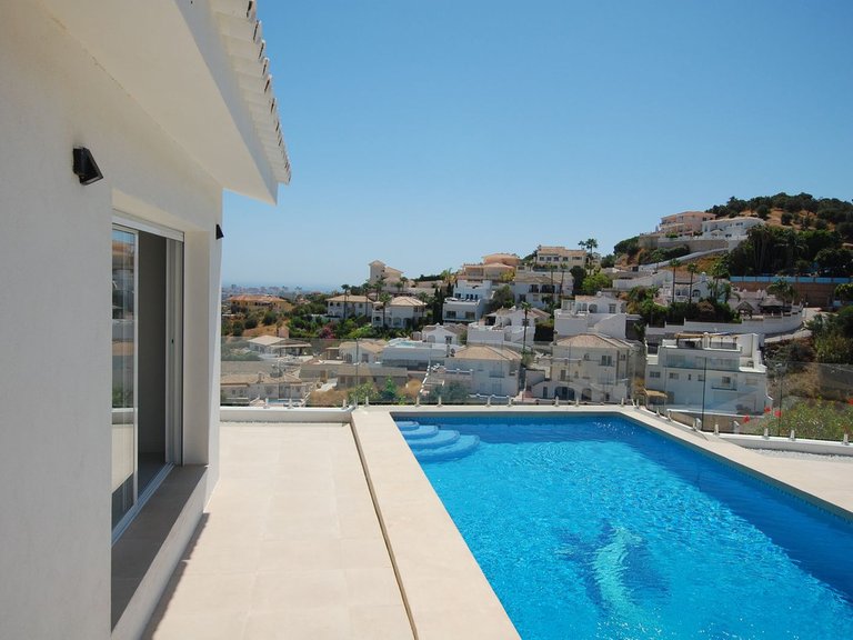 Villa for Sale in Cerros Del Aguila, Malaga 7