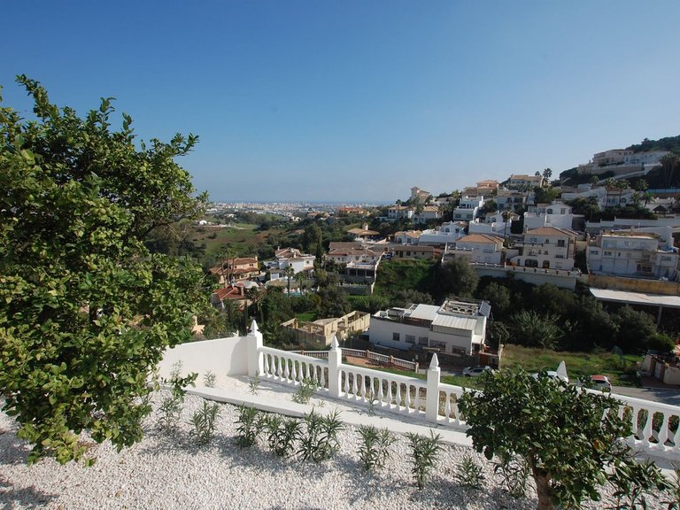 Villa for Sale in Cerros Del Aguila, Malaga 88