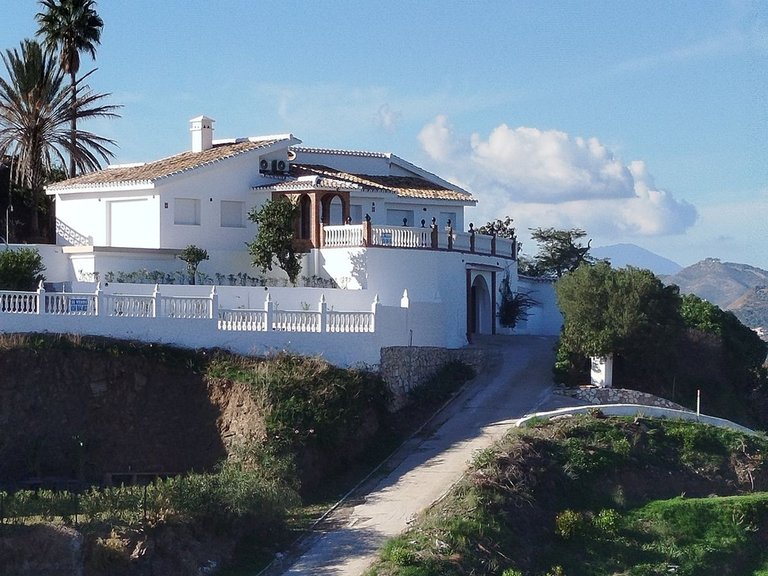 Villa for Sale in Cerros Del Aguila, Malaga 90