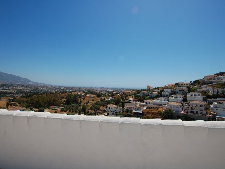 Villa for Sale in Cerros Del Aguila, Malaga 96