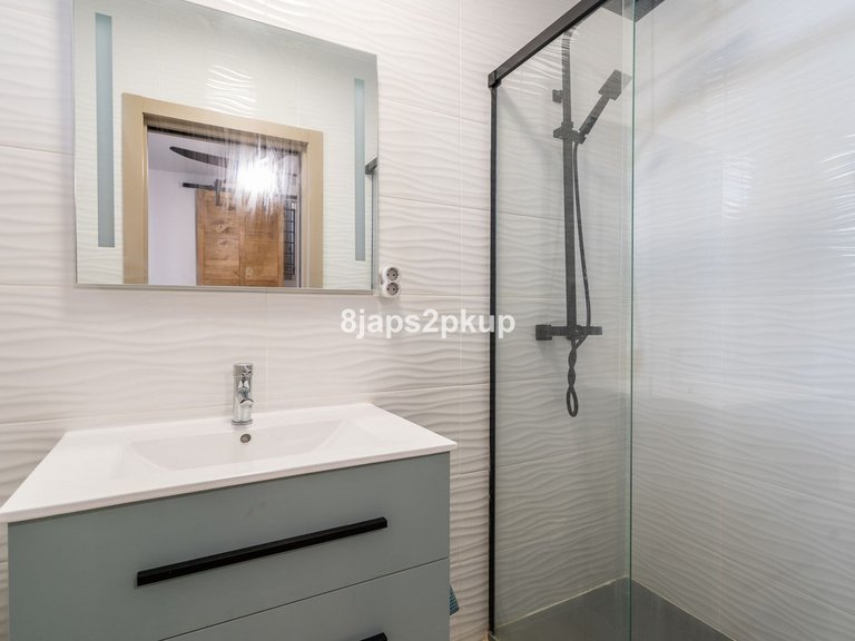Villa for Sale in Estepona, Malaga 12