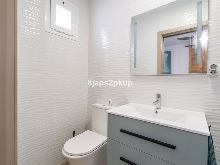 Villa for Sale in Estepona, Malaga 13