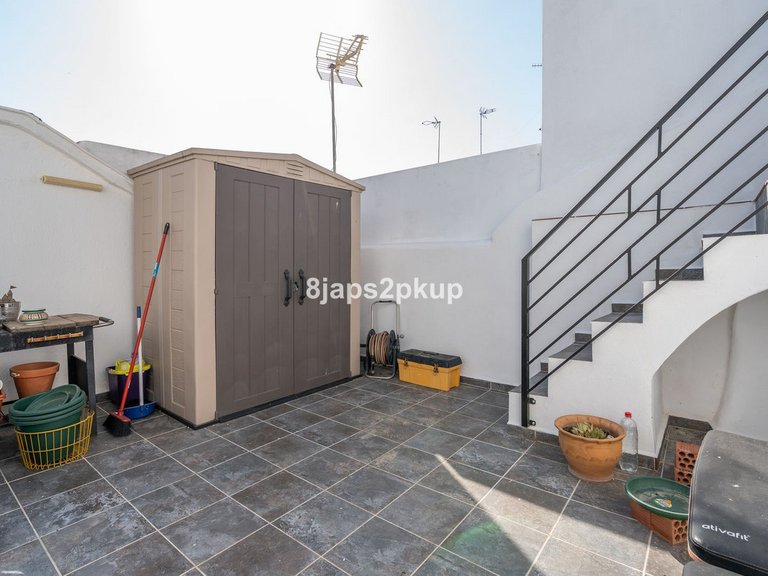 Villa for Sale in Estepona, Malaga 18