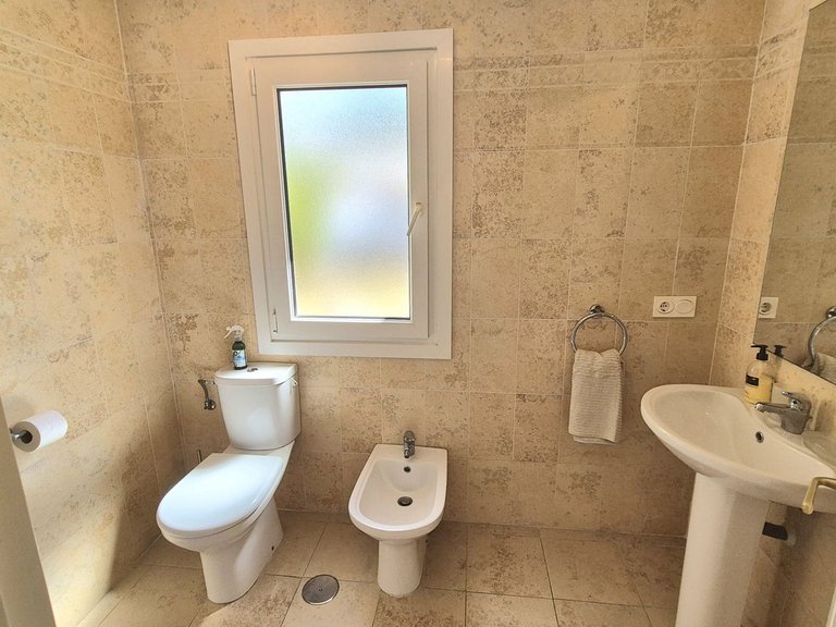 Villa for Sale in Alhaurin Golf, Malaga 40