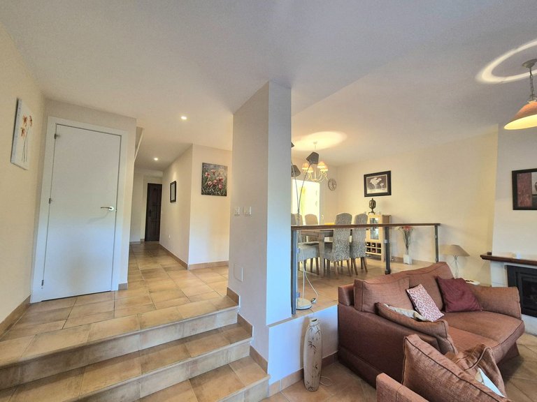 Villa for Sale in Alhaurin Golf, Malaga 8