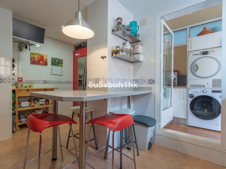 Apartment for Sale in El Pinillo, Malaga 17