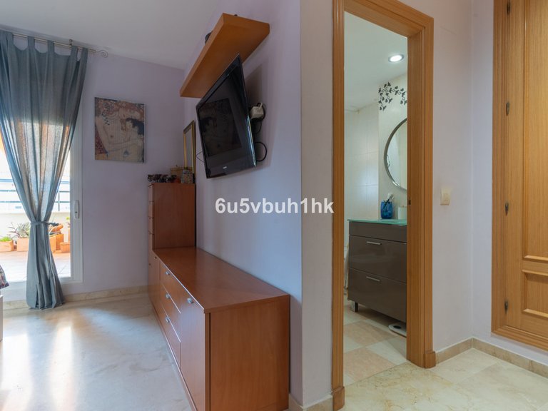 Apartment for Sale in El Pinillo, Malaga 20