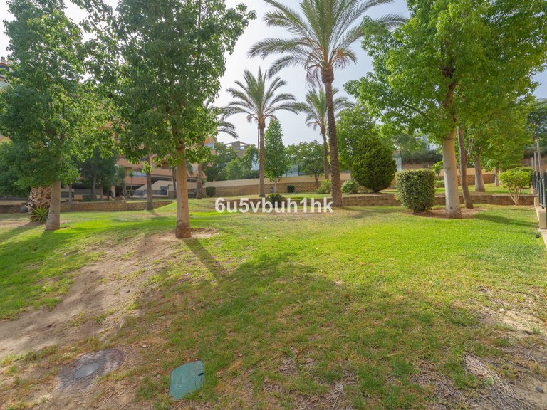 Apartment for Sale in El Pinillo, Malaga 31