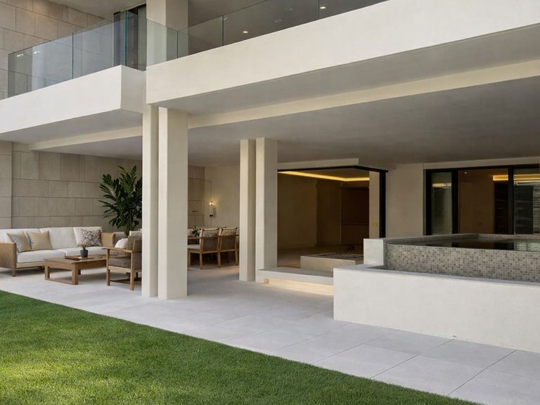 Apartment for Sale in The Golden Mile, Malaga 11