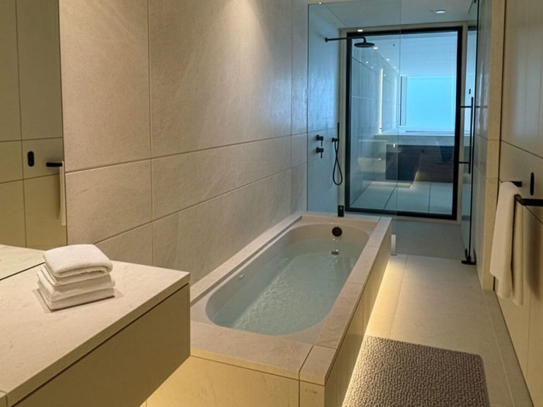 Apartment for Sale in The Golden Mile, Malaga 7
