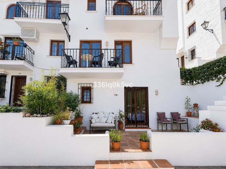 Apartment for Sale in Benahavís, Malaga 4