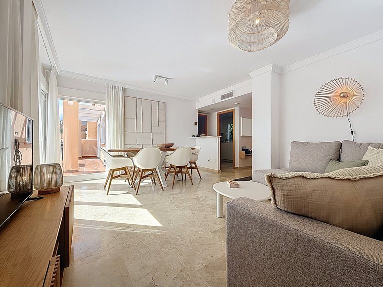 Apartment for Sale in Doña Julia, Malaga 17